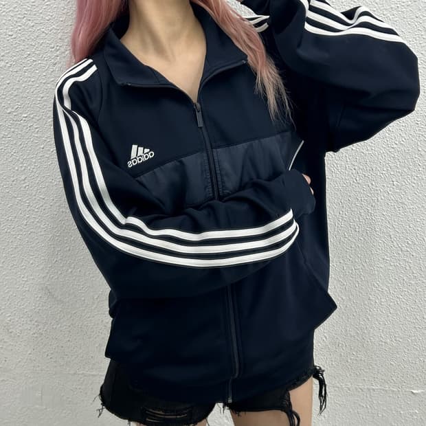 아디다스 에센셜 딥네이비 트랙탑 110