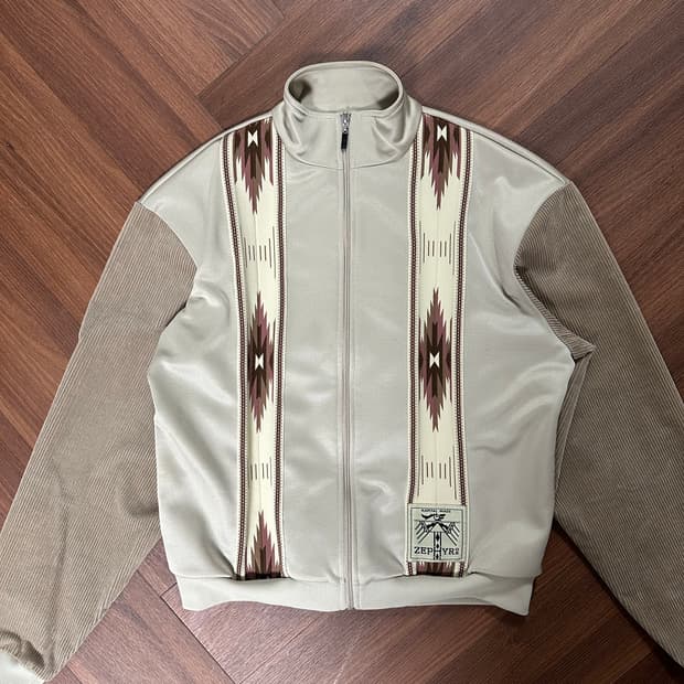 (3)캐피탈 스무스 제피르 트랙 자켓 