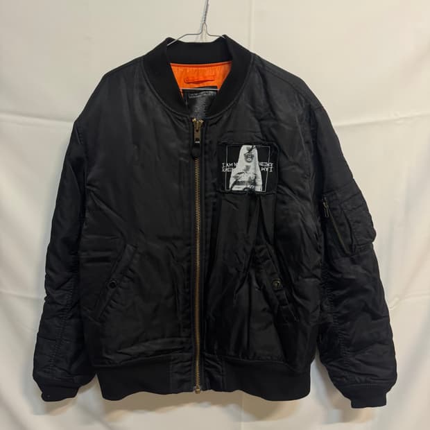 아이엠낫어휴먼비잉 백프린팅 항공점퍼