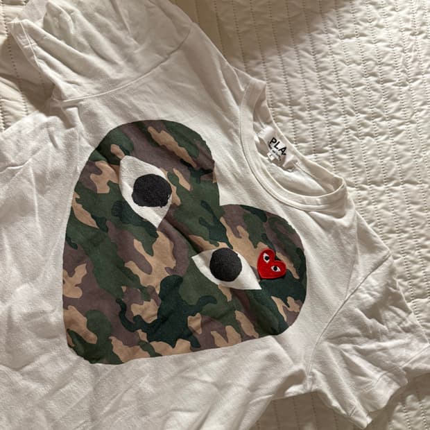 꼼데가르송 반팔 