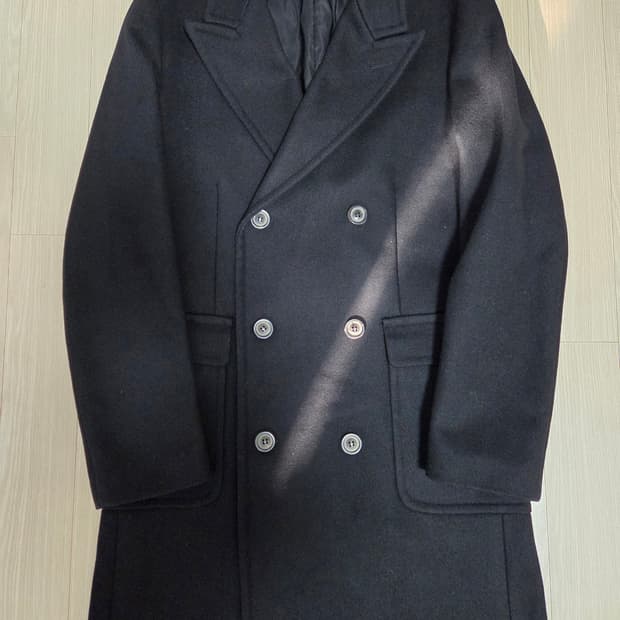 솔리드옴므 블랙 더블 브레스티드 코트 