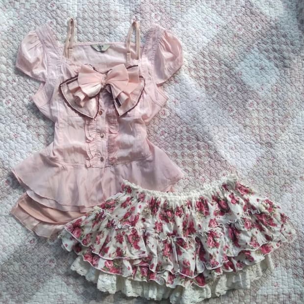 엑시즈팜 핑크 리본 나시 슬리브리스 갸루 모리