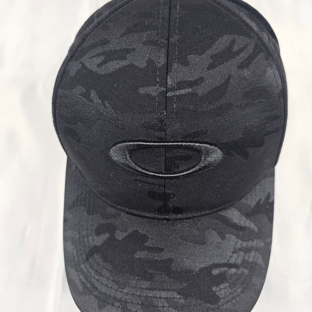 오클리카모볼캡