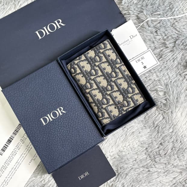 디올 오블리크 오거나이저