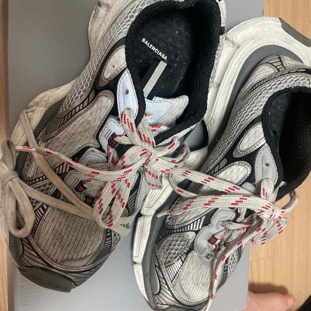 (42) 발렌시아가 3xl 그레이 레드