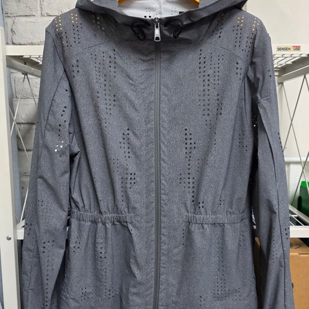 띠어리 여성바람막이 77 펀칭 후드 바람막이자켓 WM63