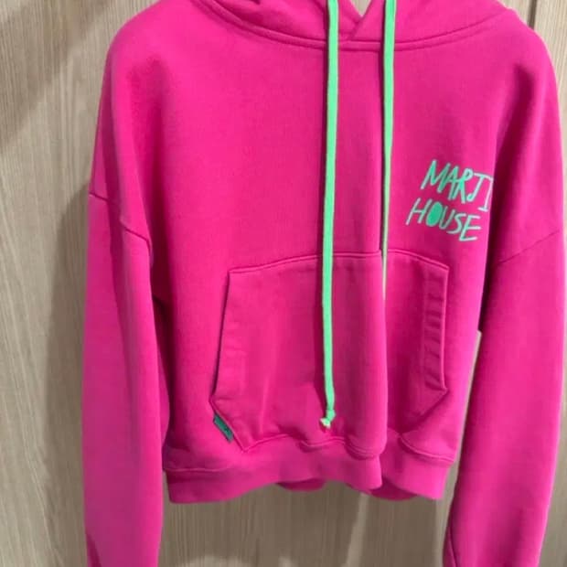 마르지하우스 크롭 후드티