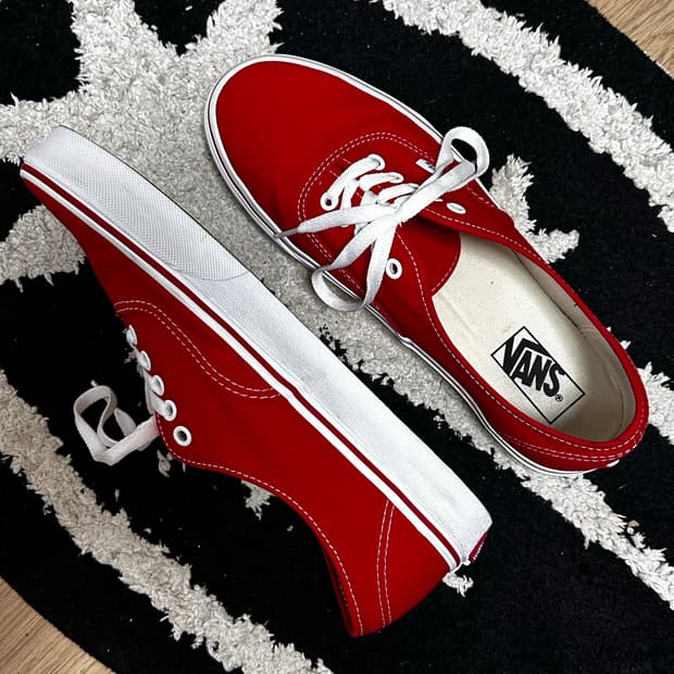 반스 어센틱 레드 스니커즈 275
