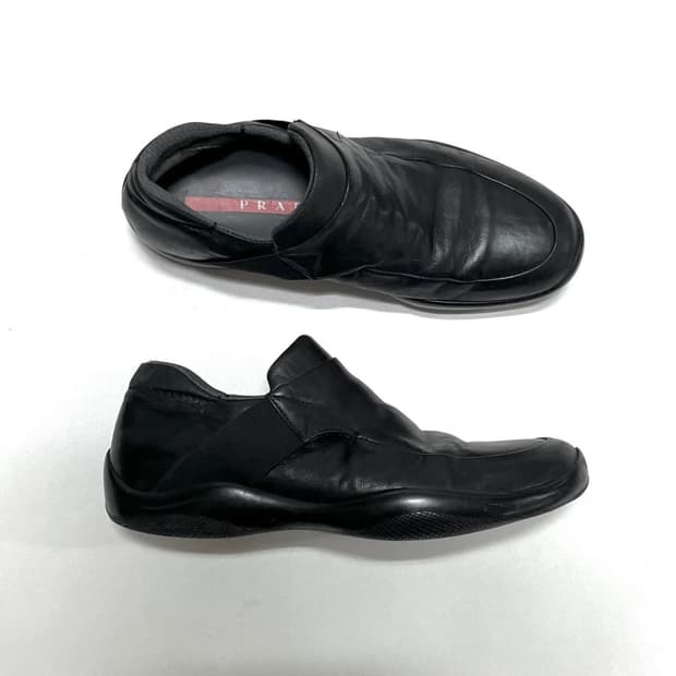 프라다 스포츠 레더 로퍼