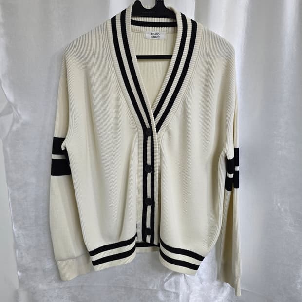 STUDIO TOMBOY 아이보리색 가디건 (1851)