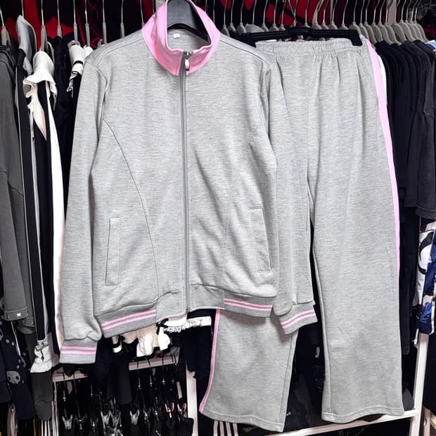 VINTAGE LIGHT PINK TRAINING SET-UP