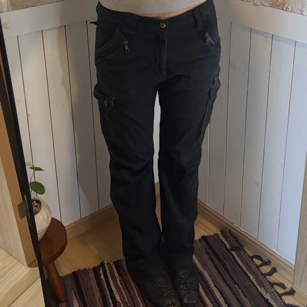 black jeans