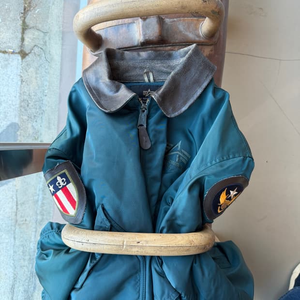 알파 인더스트리 cwu-45 플라이트 자켓