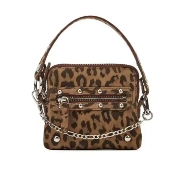 다이닛 지갑 DEINET STUD CROSS CHAIN WALLET