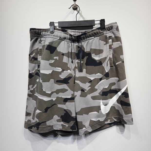 나이키. 남자 카키 빅스우시 하프팬츠_XXL