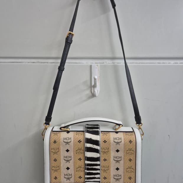 MCM 베로니카 비세토스 레더 탑 핸들 사첼백