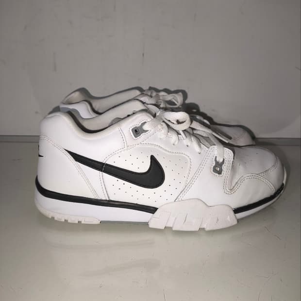 270mm 나이키 크로스 트레이너 로우 운동화