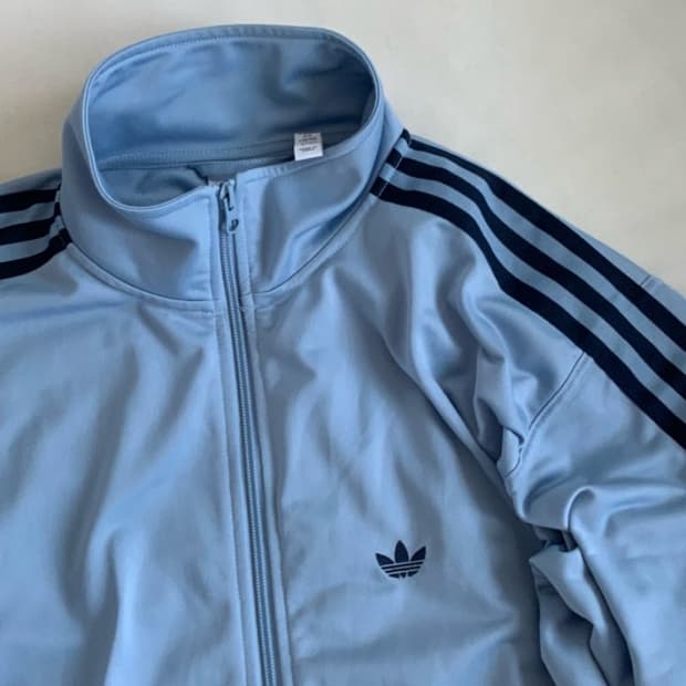 아디다스 베켄바우어 엠비언트 스카이