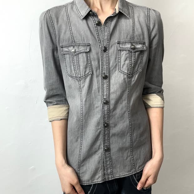 Burberry Nova Check Cuffed Grey Denim Sh