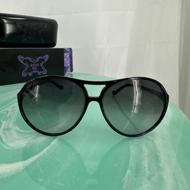 [새상품 무료배송] Made In Italy 안나수이 선글라스