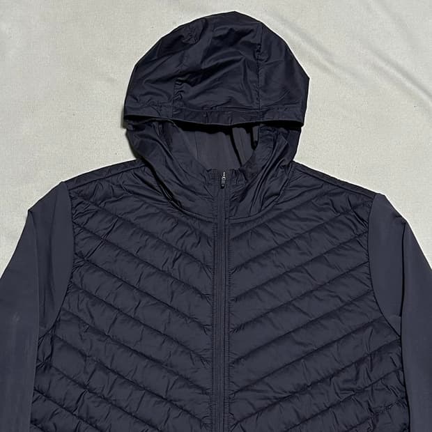 L 나이키 에어로레이어 후드 러닝 자켓