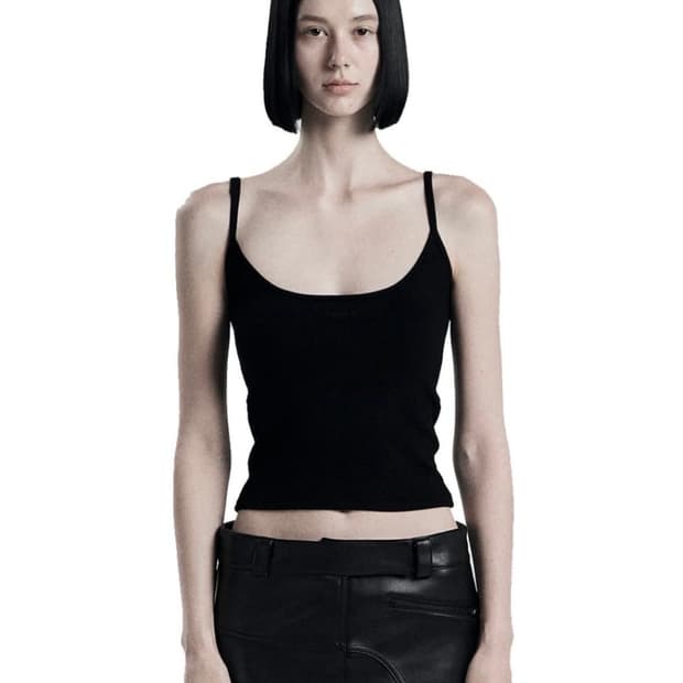 새상품) 오도어 슬리브리스 블랙 