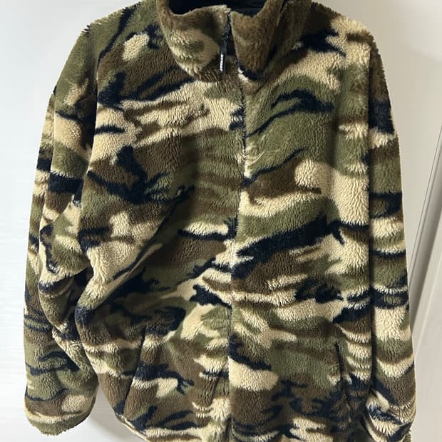 위캔더스 리버시블 카모플라주 후리스 자켓