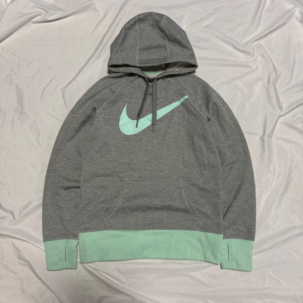 [M] 나이키 스우시 기모 후드티