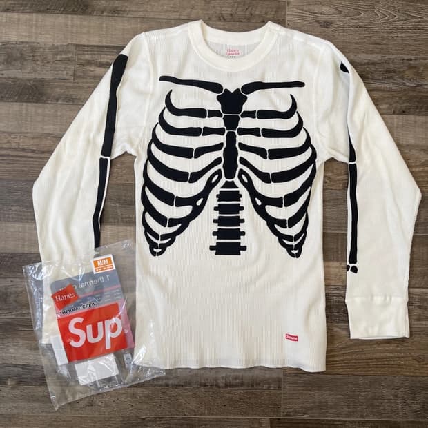 슈프림 헤인즈 본즈 써멀 크루 내츄럴