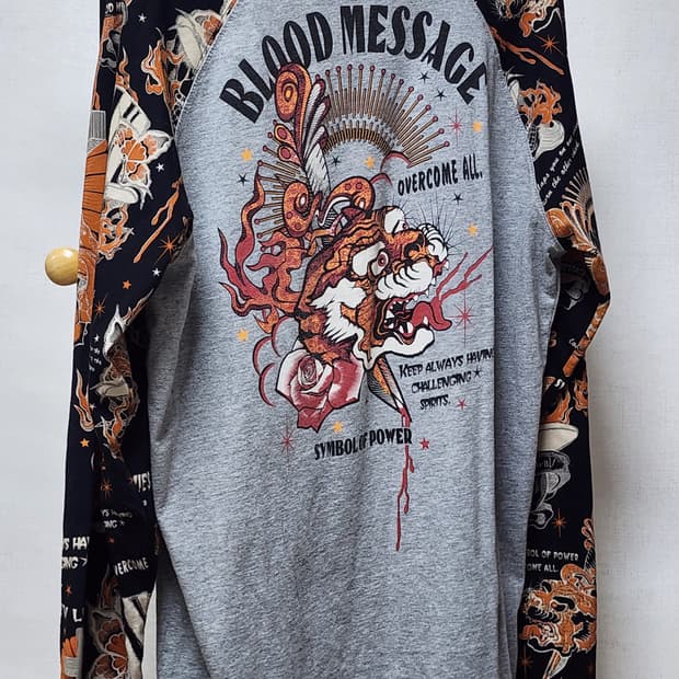 Blood message long sleeve