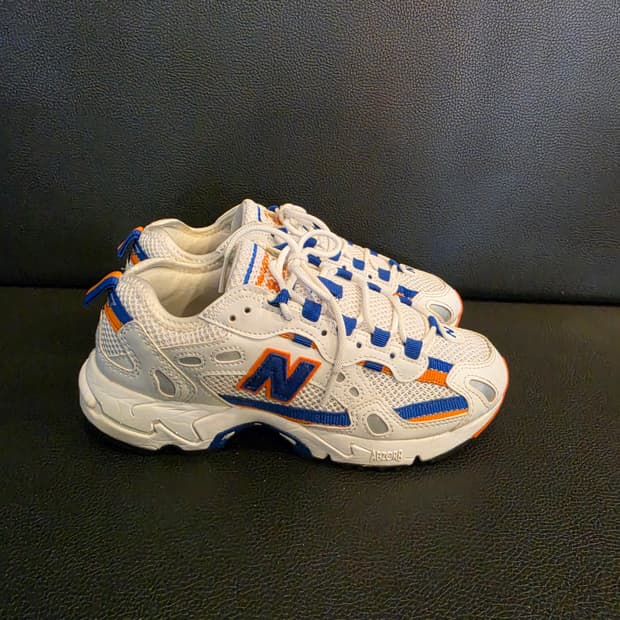 뉴발란스 878A 스니커즈