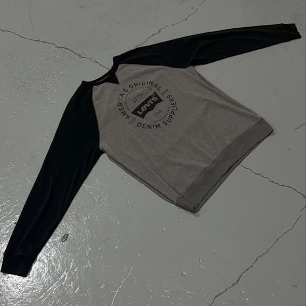 리바이스(Levis) 빈티지 나그랑 스웻셔츠