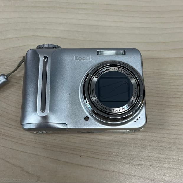 코닥 c875 실버 뉴진스 카메라 빈티지 디카