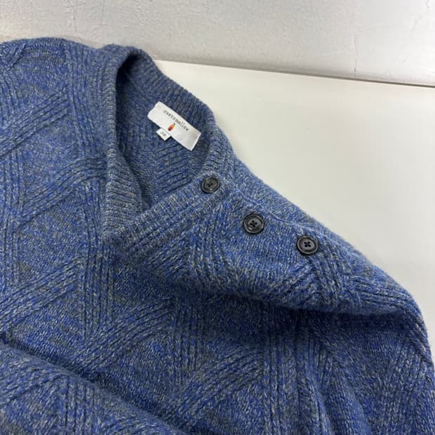 38 M 커스텀멜로우 네이비 보카시 크루넥니트