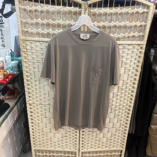 100 정품 에르메스 원포켓 반팔 팝니다