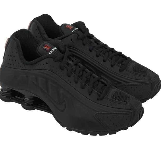 나이키 샥스 R4 블랙