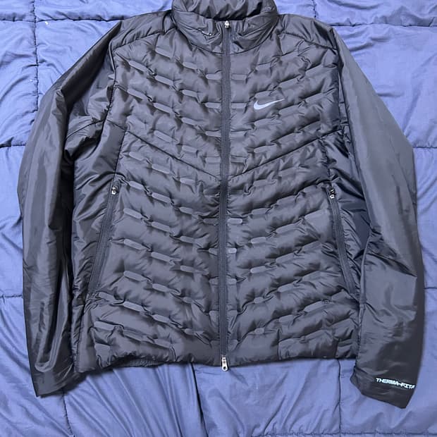 나이키 써마핏 ADV 에어로로프트 리펠 다운 러닝 자켓 블랙