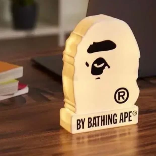 베이프 Bape 잡지부록 빅사루 무드등 라이트 단품