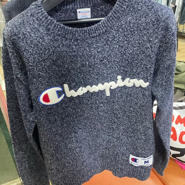 Champion 챔피언 니트