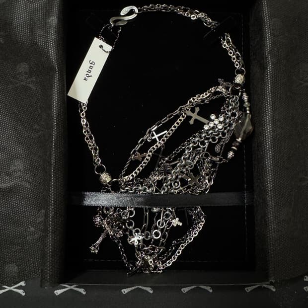 “Gunda” Junk Heaven necklace