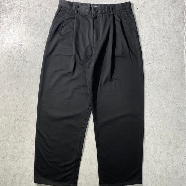 [34] Beaker 비이커 블랙 코튼 핀턱 와이드 팬츠