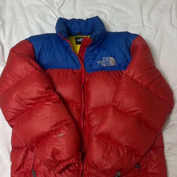 노스페이스 눕시 700 95 사이즈 빵빵