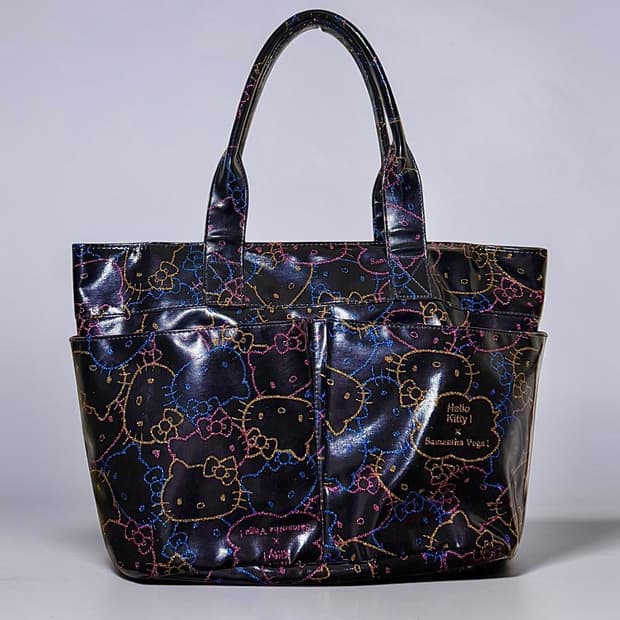사만사 베가 x 헬로키티 콜라보 토트백