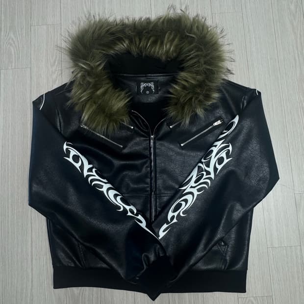 UCANTBELIKEME etachable Fur Jacket