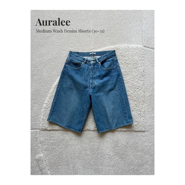 Auralee 미디엄 워싱 데님 숏츠 (30-31)