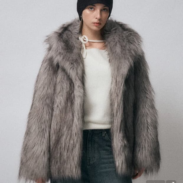 미드나잇 무브 퍼자켓 팔아요 fur jacket dark grey