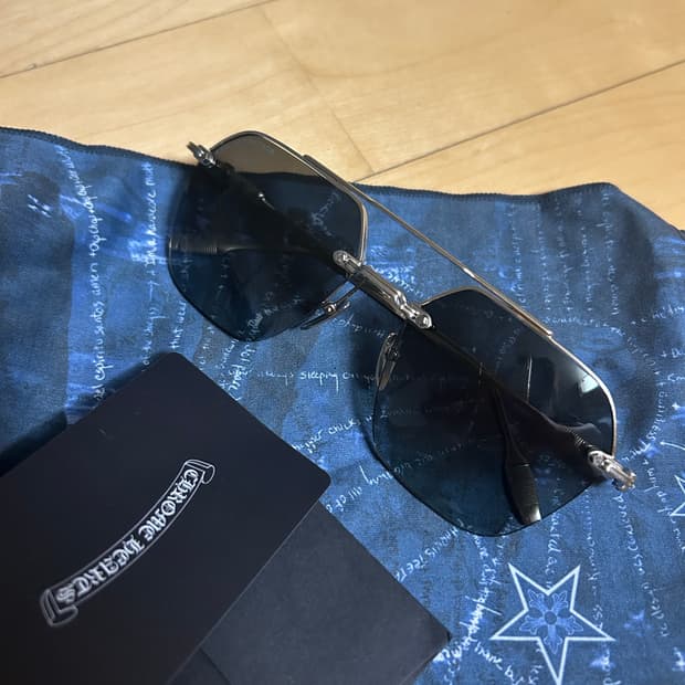 크롬하츠 스팅어 선글라스 bs