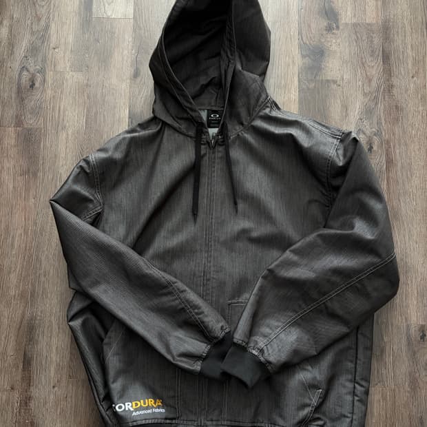 오클리 재팬 ) 코듀라 후드집업 XL