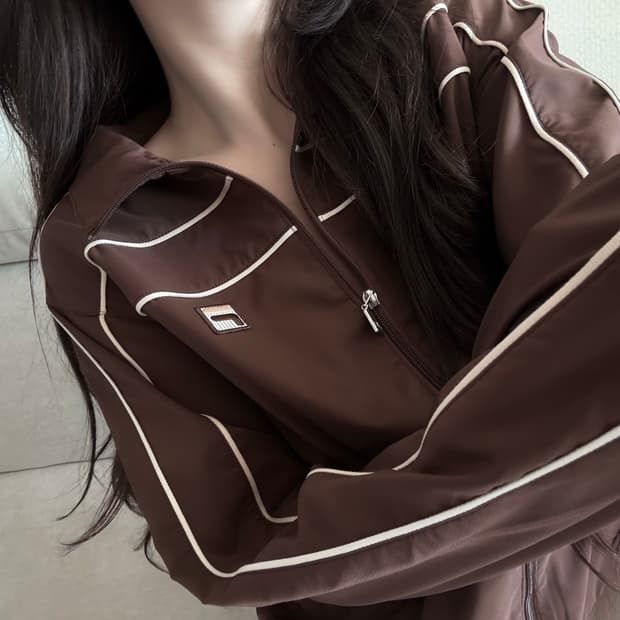 휠라 초코브라운 바람막이