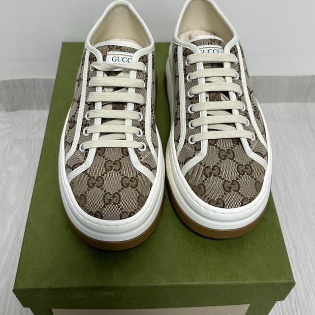 구찌 베이지 에보니 GG 캔버스 남성 6사이즈 국내 매장 새상품